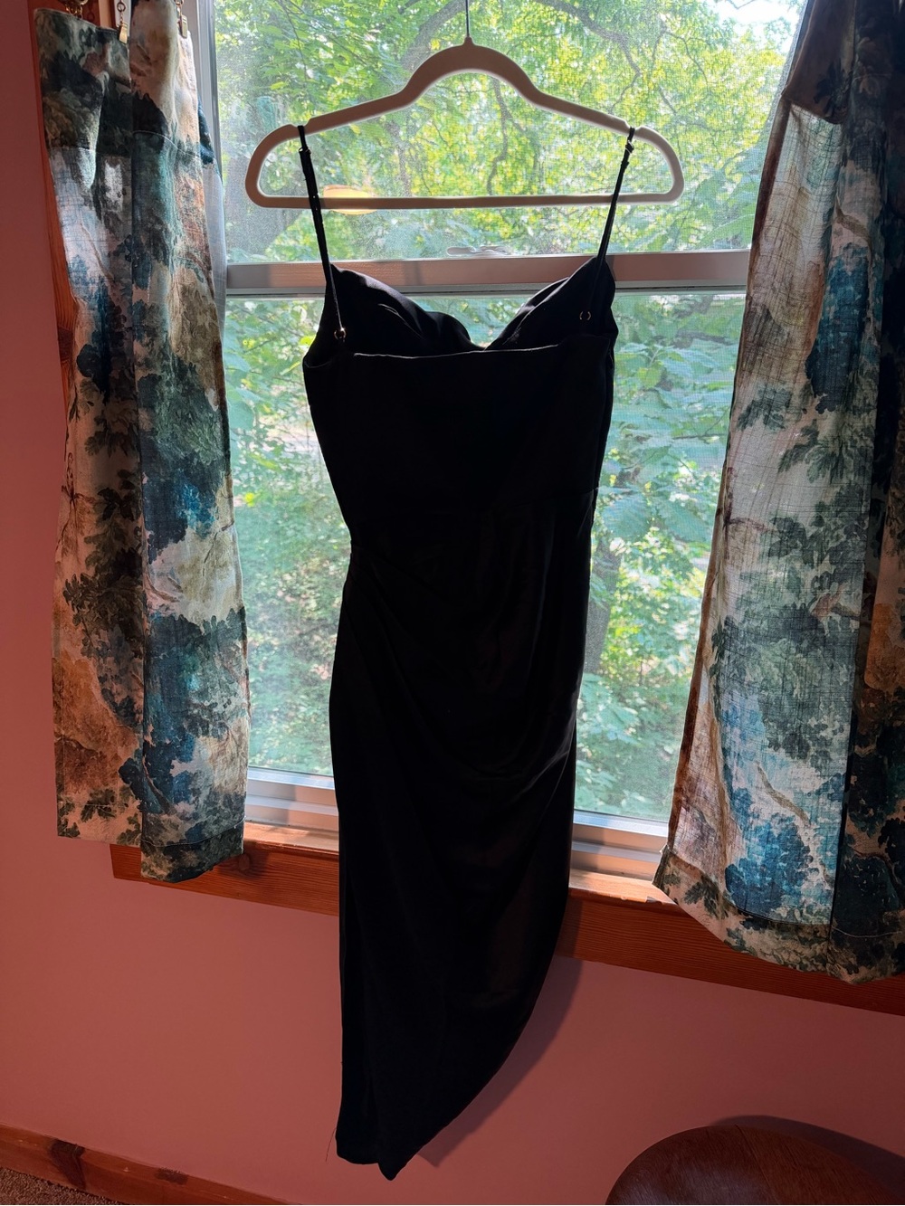 House of CB Reva dress in Black - Picture 5 of 6